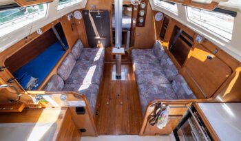 Interior Yamaha 33 yacht