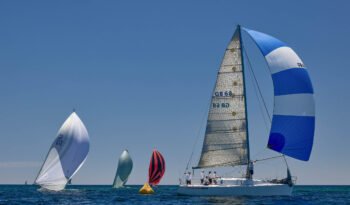 Titan 36 racing