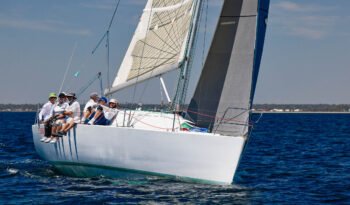 Titan 36 racing